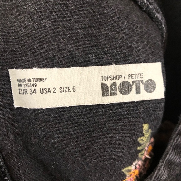 dress - Picture 3 of 3